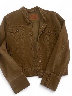Vintage Levi's Corduroy Jacket in Brown